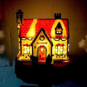 Kringle Town Santa’s House